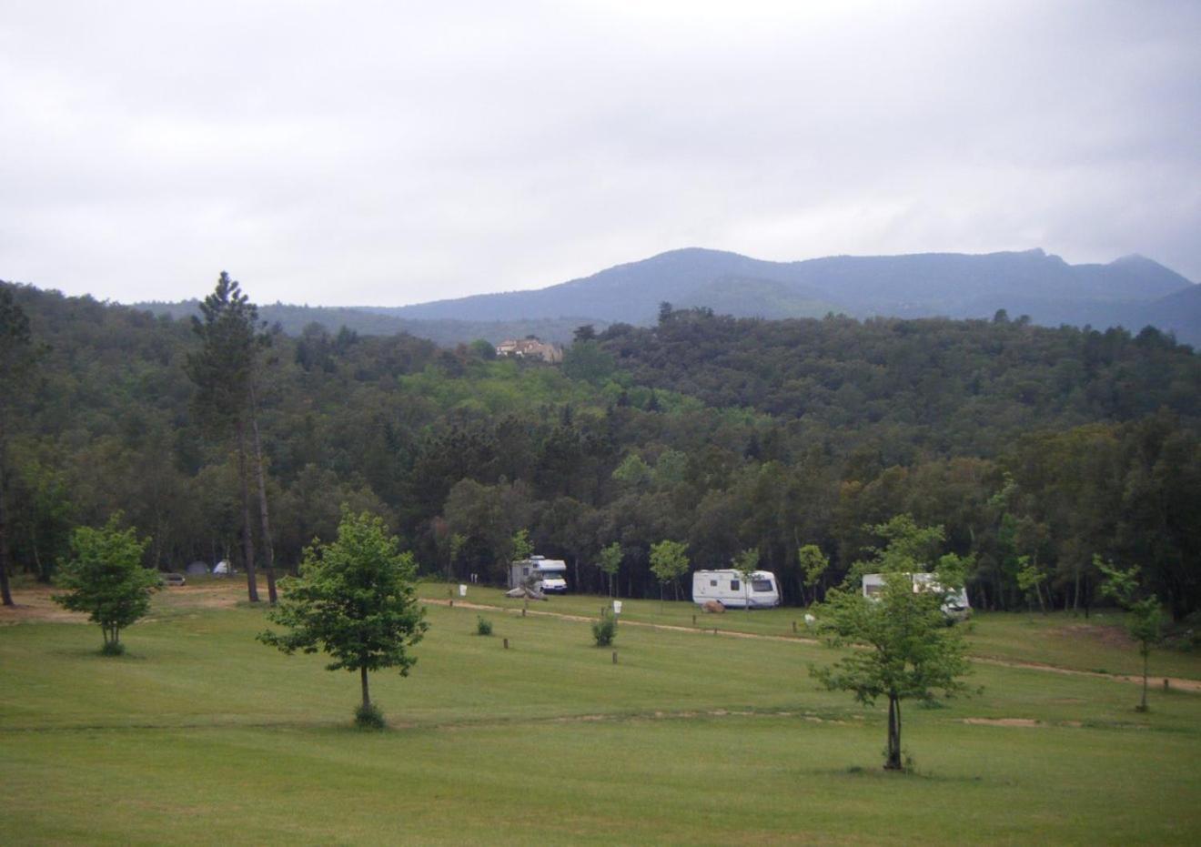 Camping Maçanet de Cabrenys Zewnętrze zdjęcie