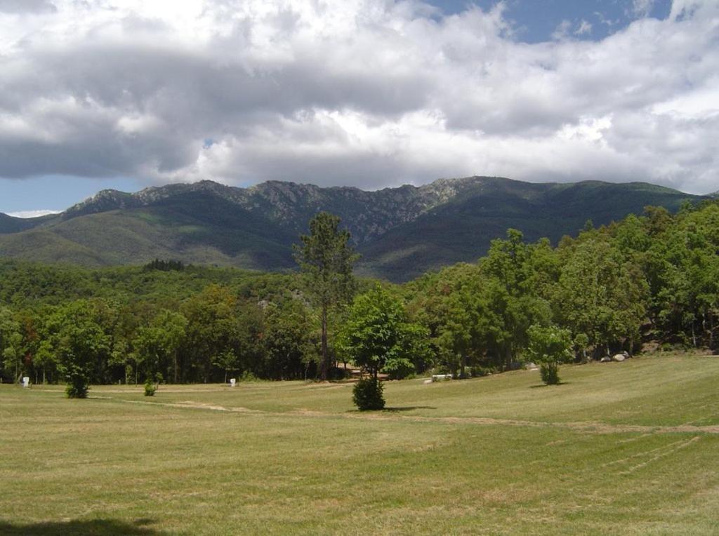 Camping Maçanet de Cabrenys Zewnętrze zdjęcie