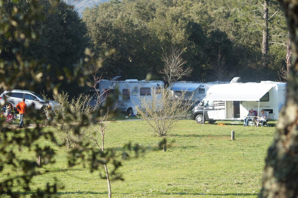 Camping Maçanet de Cabrenys Zewnętrze zdjęcie